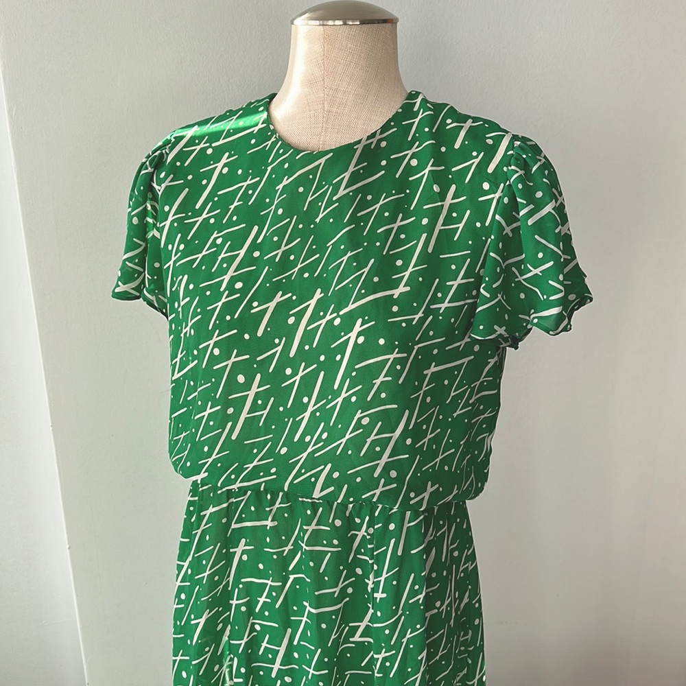 Vintage green flutter sleeve dress medium
